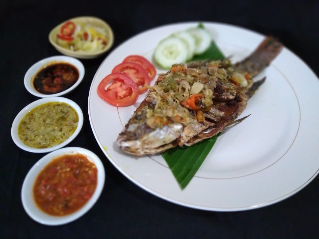 Nila Siram Sambal Matah	